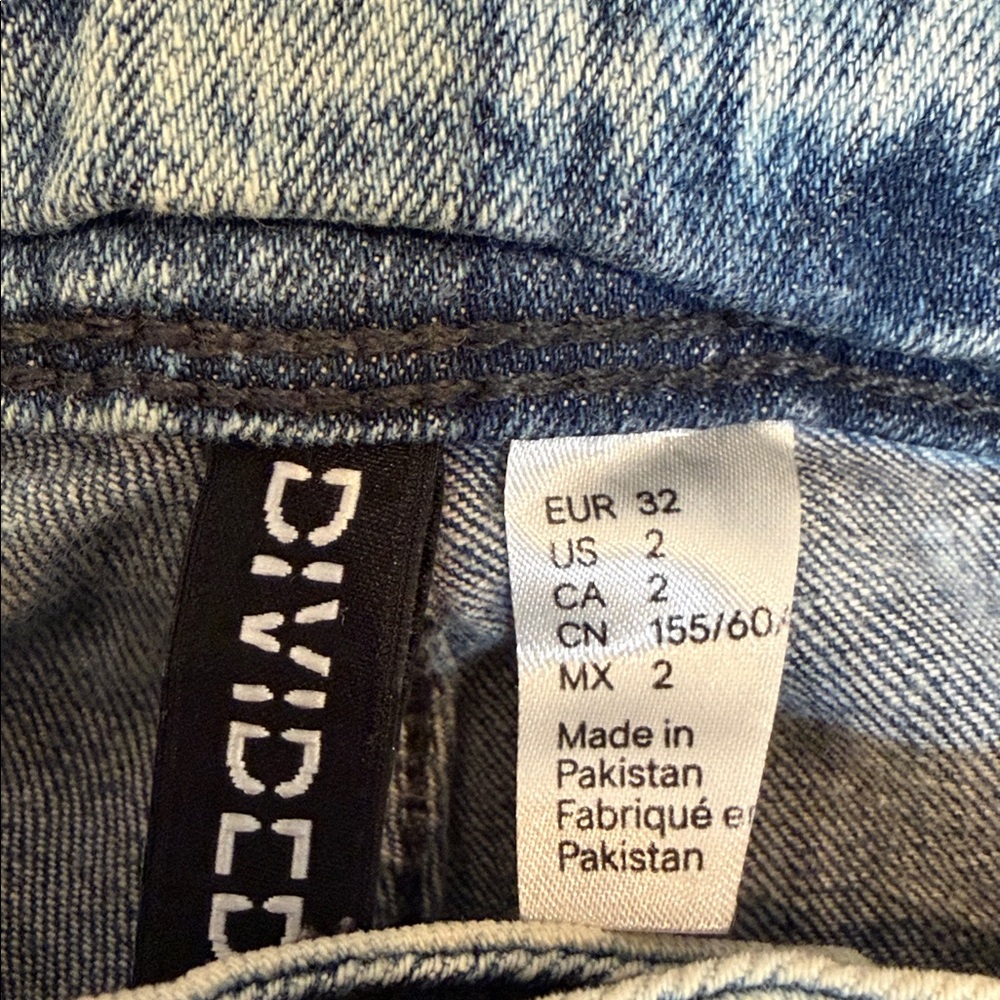 Divided H&M Ripped Jeans Stretch - Picture 11 of 11